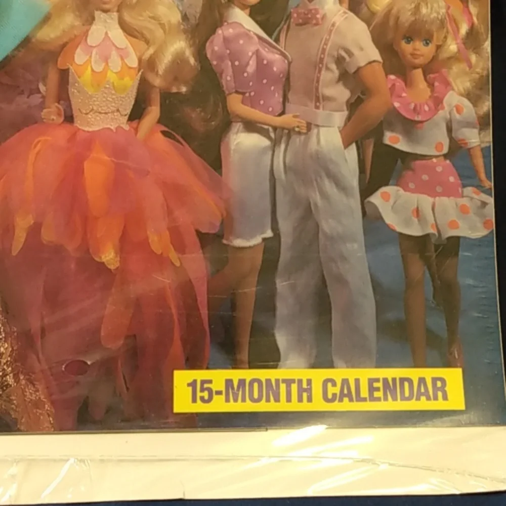 Barbie 1991 Sneak Preview 15-month Calendar with Dress NEW IN‎ PACKAGE